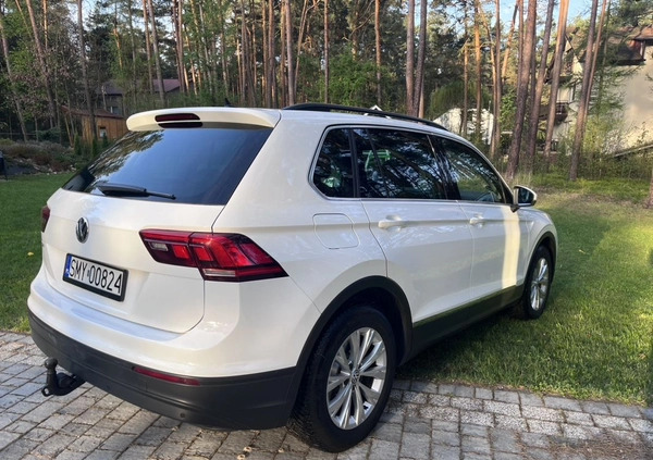 Volkswagen Tiguan cena 79700 przebieg: 198000, rok produkcji 2018 z Zielona Góra małe 667